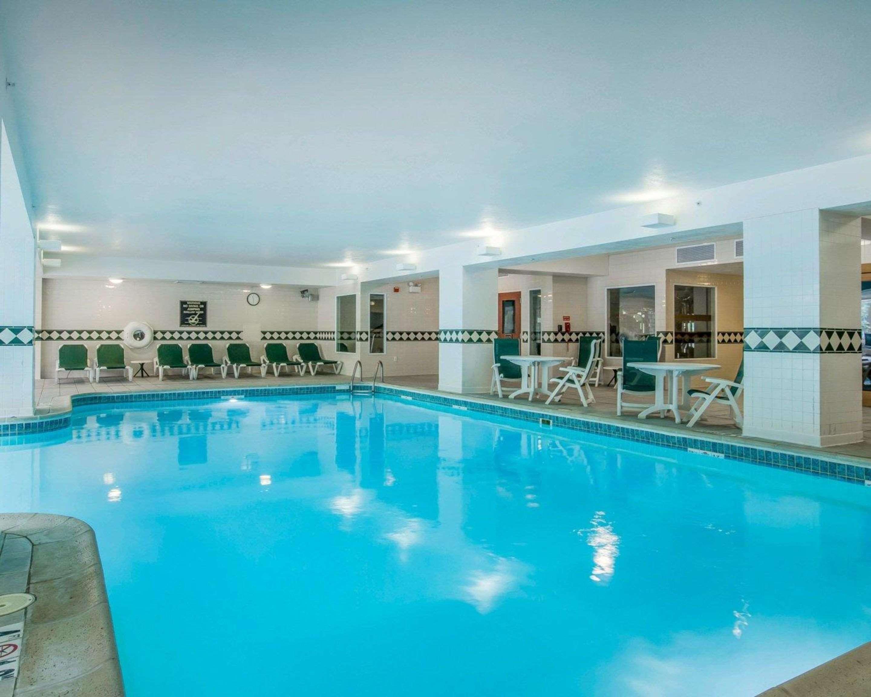 Comfort Inn & Suites Near Burke Mountain Saint Johnsbury Exteriér fotografie