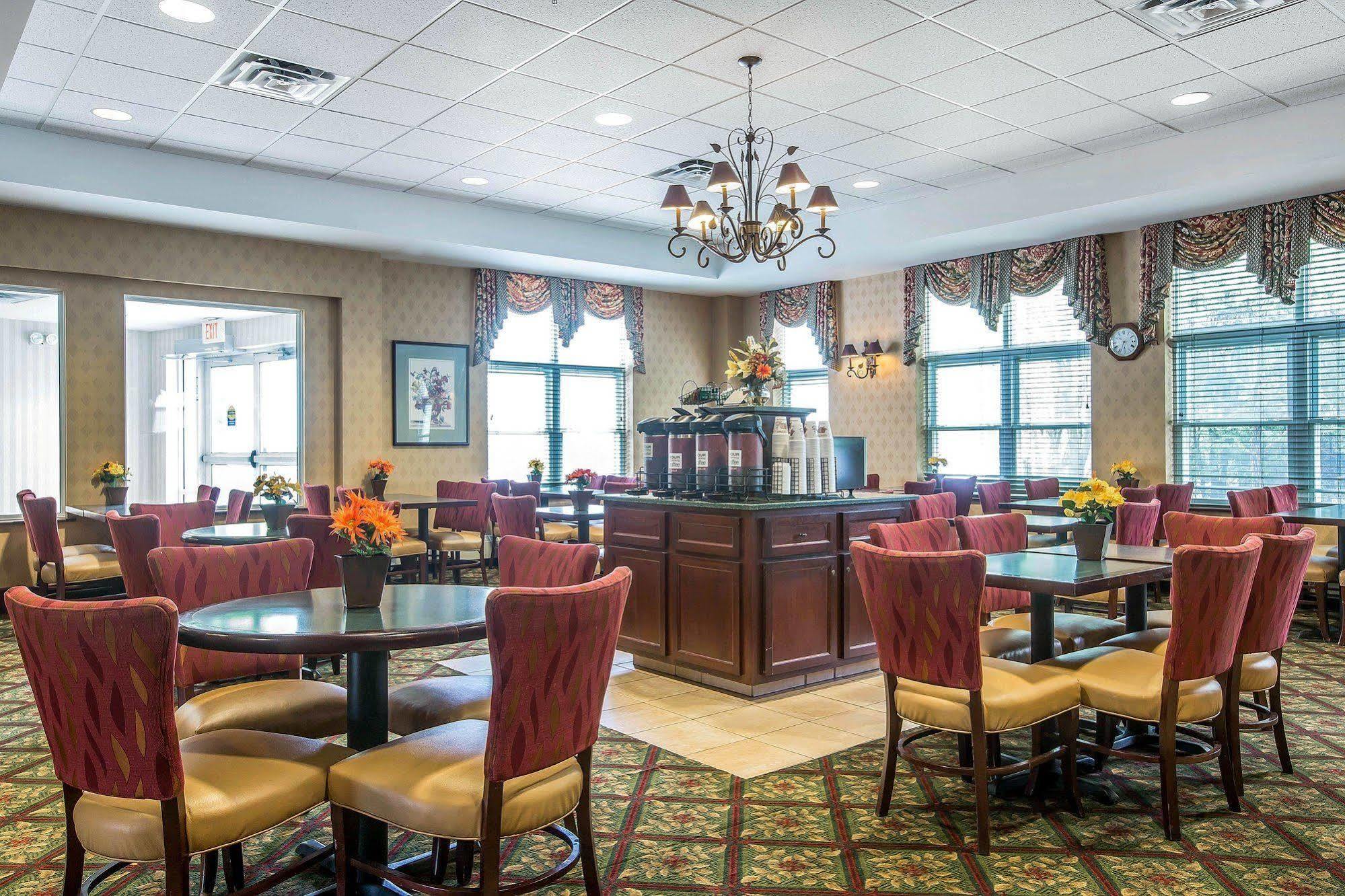 Comfort Inn & Suites Near Burke Mountain Saint Johnsbury Exteriér fotografie