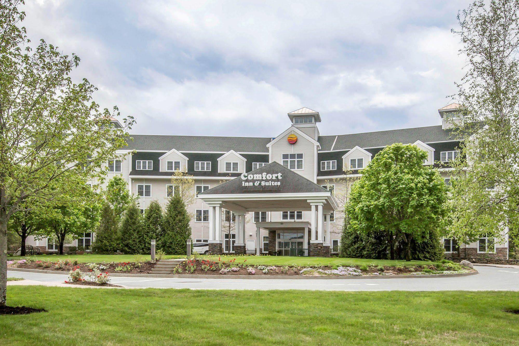 Comfort Inn & Suites Near Burke Mountain Saint Johnsbury Exteriér fotografie
